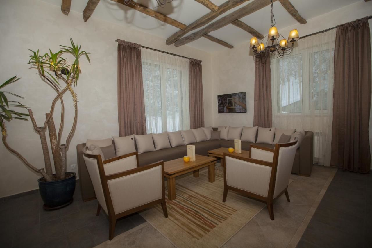 Отель Family Hotel Saint George София-14