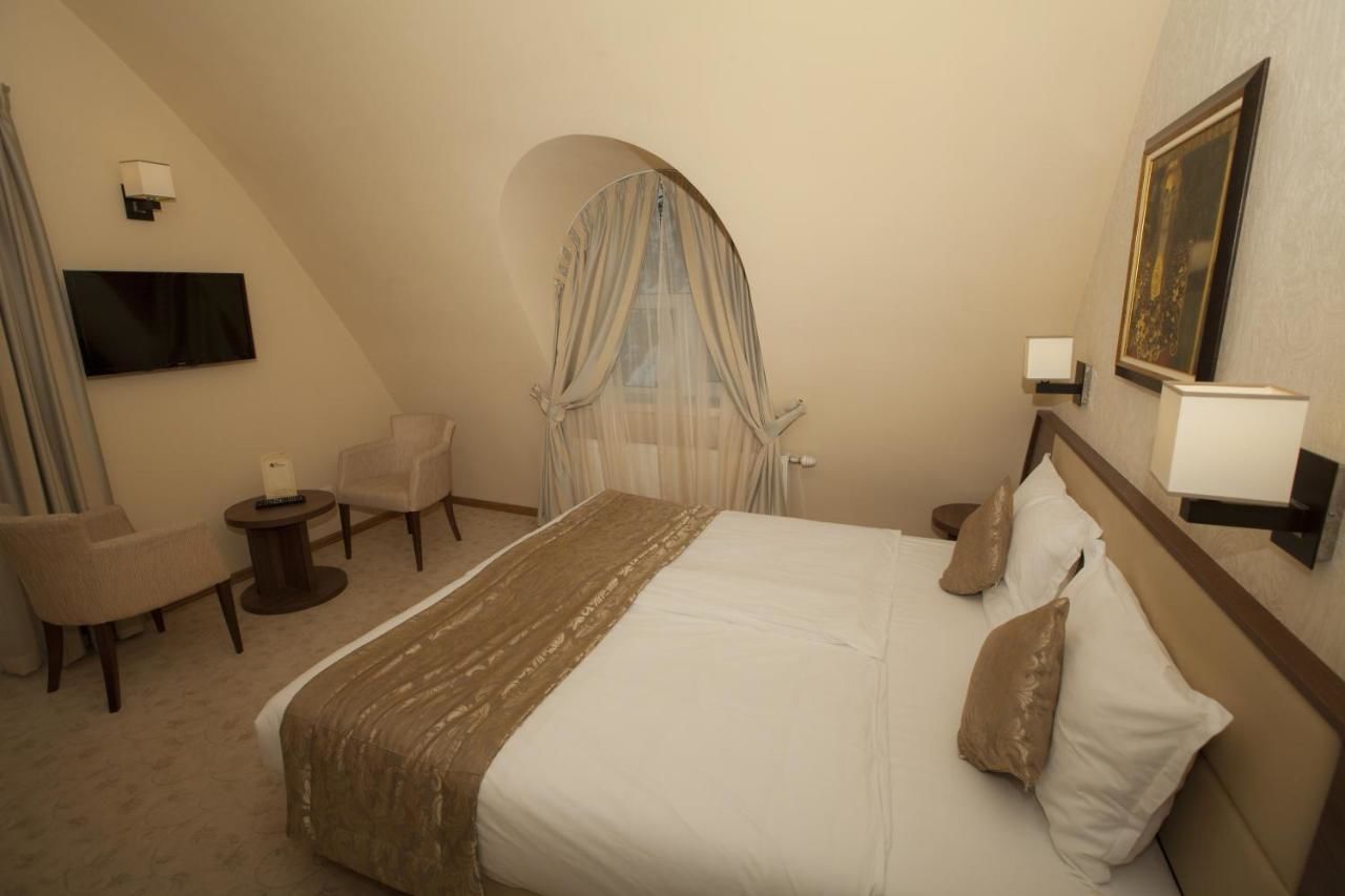 Отель Family Hotel Saint George София