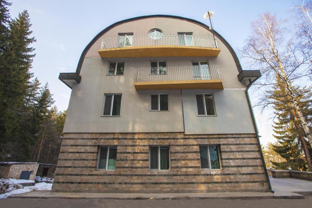 Отель Family Hotel Saint George София-12